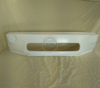 Bas volet avant avec écope radiateur 1